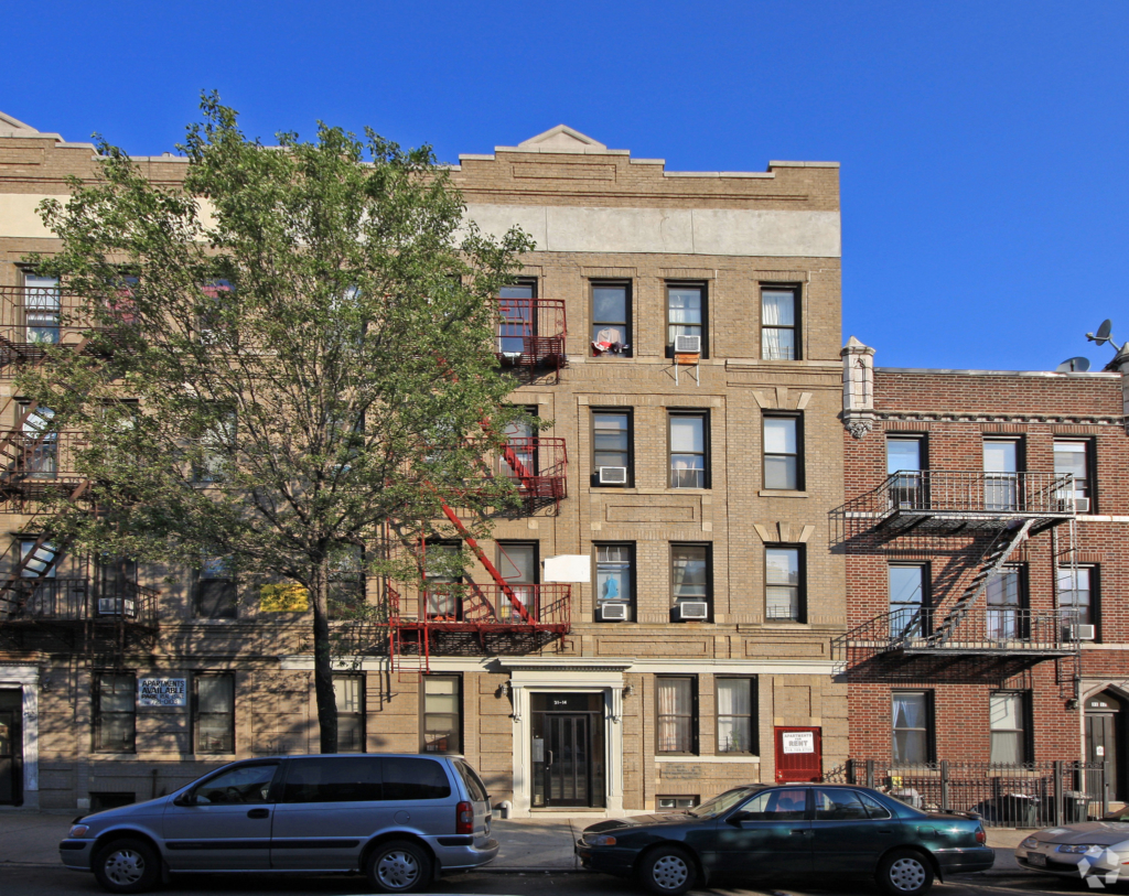 Astoria 16 Family Off Broadway 4 Free Market Apartments & 12 Rent